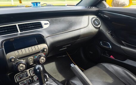 Chevrolet Camaro IV, 2011 год, 2 250 000 рублей, 23 фотография