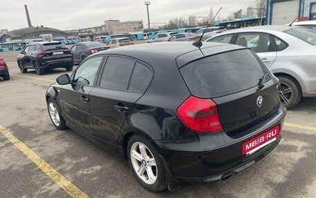 BMW 1 серия, 2010 год, 700 000 рублей, 4 фотография