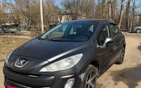 Peugeot 308 II, 2011 год, 370 000 рублей, 2 фотография