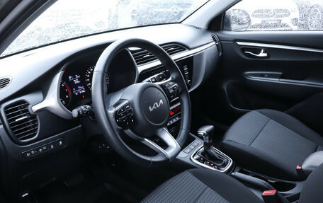 KIA Rio IV, 2021 год, 1 729 000 рублей, 13 фотография