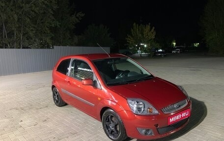 Ford Fiesta, 2007 год, 580 000 рублей, 2 фотография