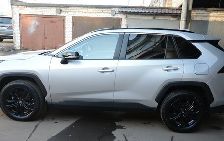 Toyota RAV4, 2021 год, 4 400 000 рублей, 6 фотография