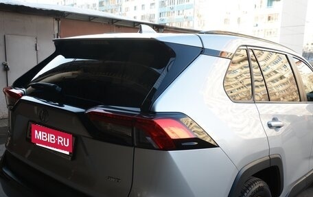 Toyota RAV4, 2021 год, 4 400 000 рублей, 4 фотография