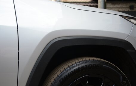 Toyota RAV4, 2021 год, 4 400 000 рублей, 14 фотография