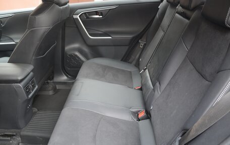 Toyota RAV4, 2021 год, 4 400 000 рублей, 15 фотография