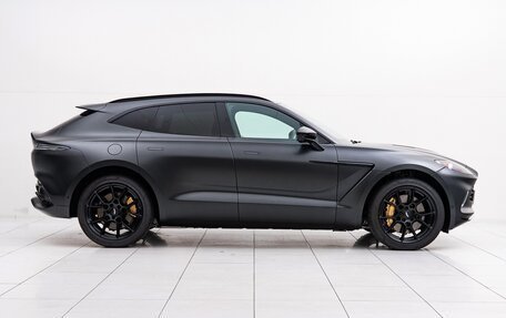 Aston Martin DBX I, 2022 год, 20 990 000 рублей, 3 фотография