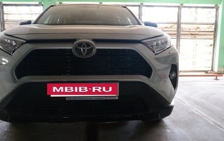 Toyota RAV4, 2021 год, 4 400 000 рублей, 17 фотография