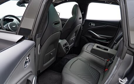 Aston Martin DBX I, 2022 год, 20 990 000 рублей, 32 фотография