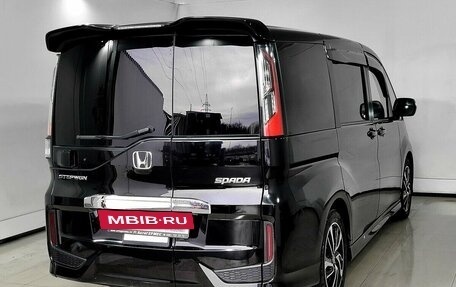 Honda Stepwgn IV, 2016 год, 1 930 000 рублей, 4 фотография