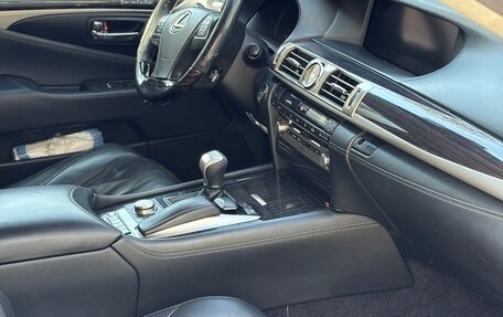 Lexus LS IV, 2014 год, 2 700 000 рублей, 7 фотография