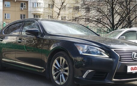Lexus LS IV, 2014 год, 2 700 000 рублей, 3 фотография