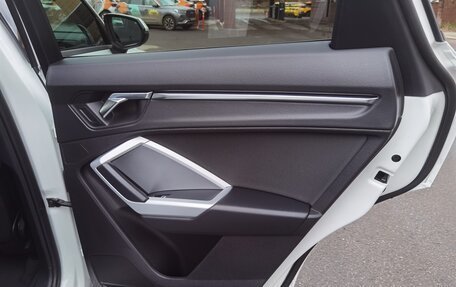 Audi Q3, 2021 год, 3 100 000 рублей, 22 фотография