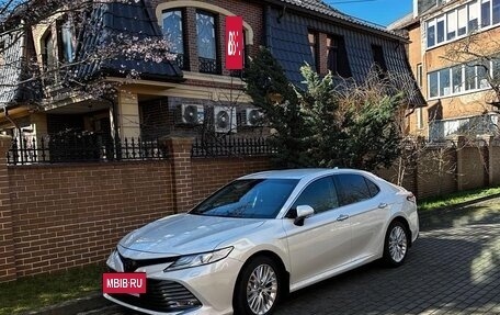 Toyota Camry, 2019 год, 4 250 000 рублей, 2 фотография