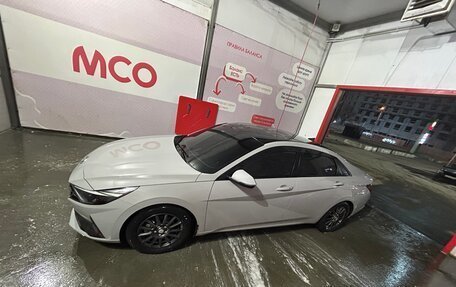 Hyundai Avante, 2021 год, 2 400 000 рублей, 11 фотография