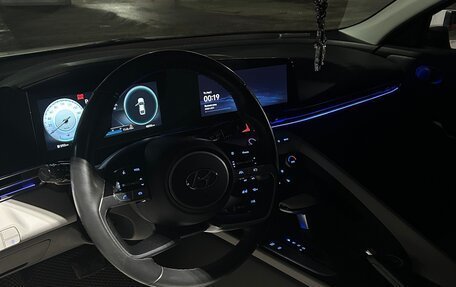 Hyundai Avante, 2021 год, 2 400 000 рублей, 17 фотография