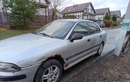 Mitsubishi Carisma I, 2002 год, 200 000 рублей, 3 фотография