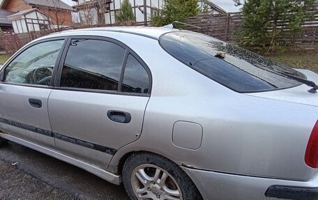 Mitsubishi Carisma I, 2002 год, 200 000 рублей, 6 фотография