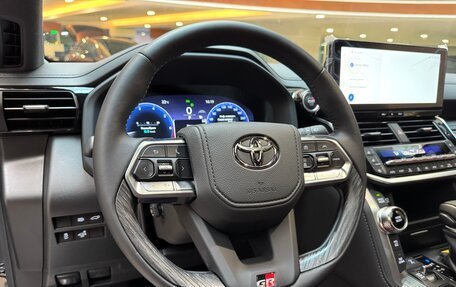 Toyota Land Cruiser, 2026 год, 15 900 000 рублей, 22 фотография