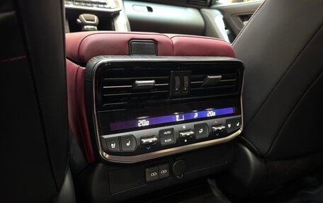 Toyota Land Cruiser, 2026 год, 15 900 000 рублей, 29 фотография