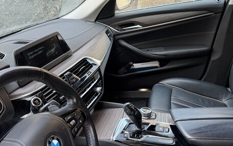 BMW 5 серия, 2018 год, 3 050 000 рублей, 6 фотография