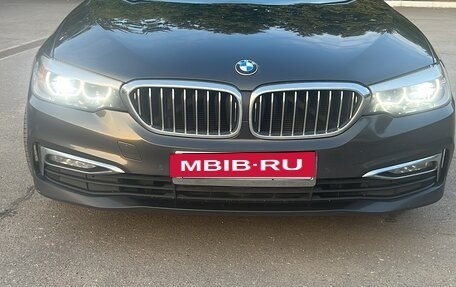 BMW 5 серия, 2018 год, 3 050 000 рублей, 2 фотография