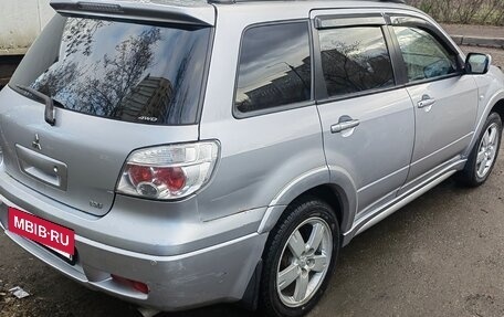 Mitsubishi Outlander III рестайлинг 3, 2007 год, 550 000 рублей, 7 фотография
