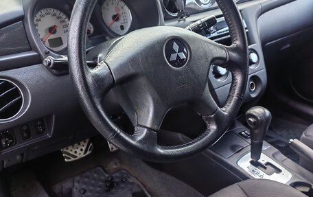 Mitsubishi Outlander III рестайлинг 3, 2007 год, 550 000 рублей, 9 фотография