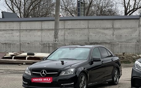 Mercedes-Benz C-Класс, 2012 год, 1 150 000 рублей, 2 фотография