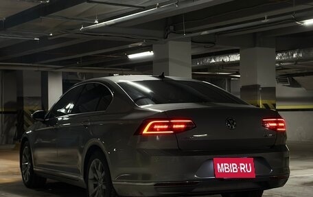 Volkswagen Passat B8 рестайлинг, 2016 год, 1 870 000 рублей, 3 фотография
