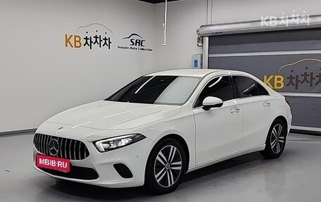 Mercedes-Benz A-Класс, 2022 год, 3 290 000 рублей, 1 фотография