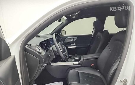 Mercedes-Benz GLB, 2023 год, 3 810 000 рублей, 16 фотография