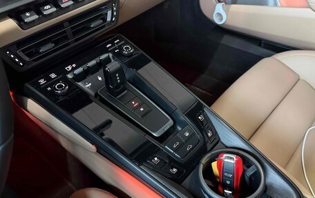 Porsche 911, 2022 год, 17 652 000 рублей, 9 фотография