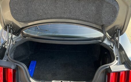 Ford Mustang VI рестайлинг, 2016 год, 3 350 000 рублей, 10 фотография