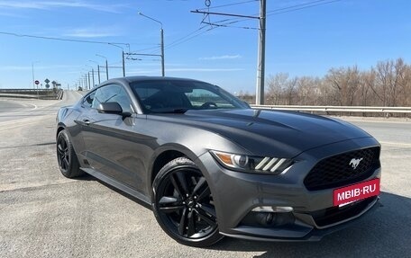 Ford Mustang VI рестайлинг, 2016 год, 3 350 000 рублей, 2 фотография