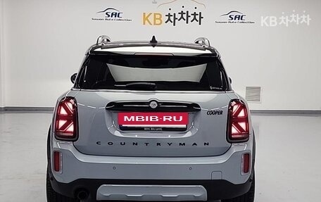 MINI Countryman II (F60), 2022 год, 2 600 000 рублей, 4 фотография