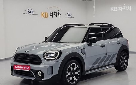MINI Countryman II (F60), 2022 год, 2 600 000 рублей, 3 фотография