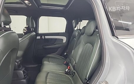 MINI Countryman II (F60), 2022 год, 2 600 000 рублей, 17 фотография