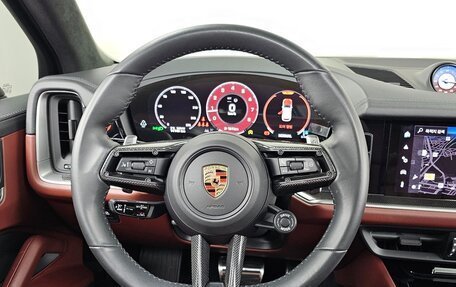 Porsche Cayenne III, 2024 год, 16 275 000 рублей, 9 фотография