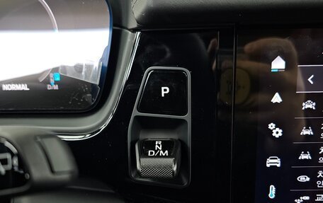 Porsche Cayenne III, 2024 год, 16 275 000 рублей, 14 фотография