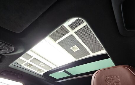 Porsche Cayenne III, 2024 год, 16 275 000 рублей, 13 фотография