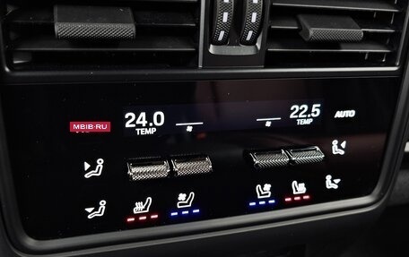 Porsche Cayenne III, 2024 год, 16 275 000 рублей, 16 фотография