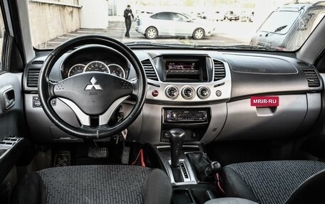 Mitsubishi L200 IV рестайлинг, 2012 год, 1 499 000 рублей, 6 фотография
