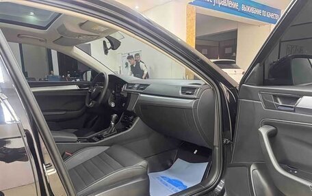 Skoda Superb III рестайлинг, 2022 год, 2 350 000 рублей, 9 фотография