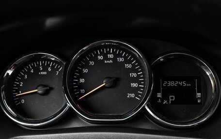 Renault Logan II, 2021 год, 709 000 рублей, 12 фотография