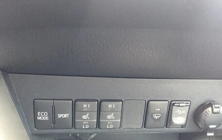 Toyota RAV4, 2013 год, 2 349 000 рублей, 10 фотография