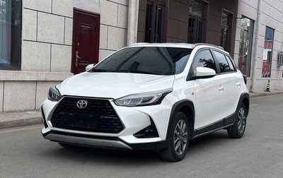 Toyota Yaris XP150 рестайлинг, 2022 год, 1 200 000 рублей, 1 фотография