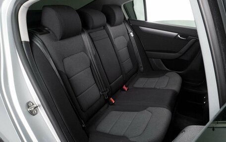 Volkswagen Passat B7, 2011 год, 854 000 рублей, 7 фотография