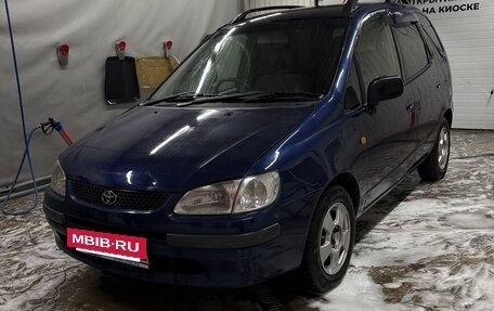 Toyota Corolla Spacio II, 1997 год, 380 000 рублей, 2 фотография