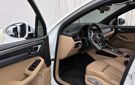 Porsche Macan I рестайлинг, 2021 год, 6 982 000 рублей, 5 фотография