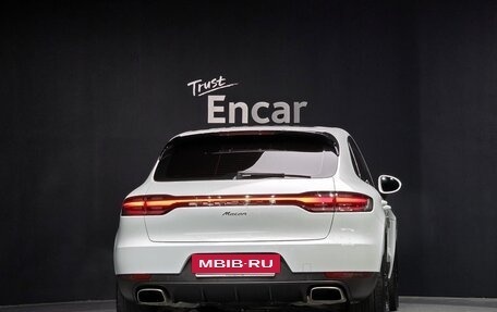 Porsche Macan I рестайлинг, 2021 год, 6 982 000 рублей, 4 фотография